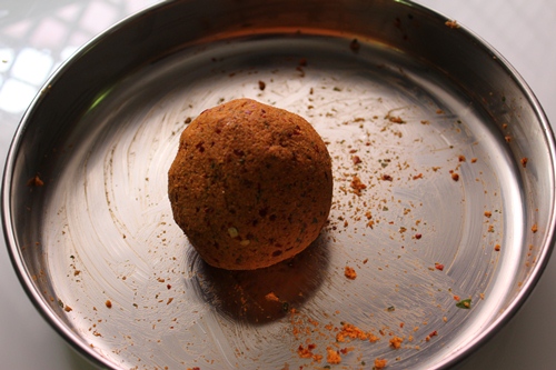 shape into ball to lock the moisture in chammanthi