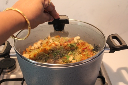 cover the pot with lid and cook on low flame