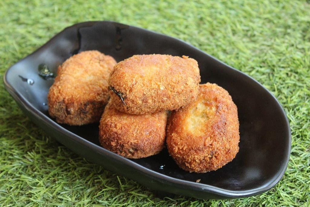 mutton cutlet fried and plated