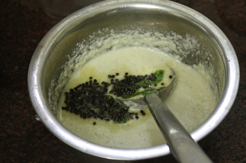 pour tempering over coconut chutney