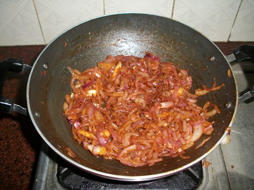 cook onions will spices