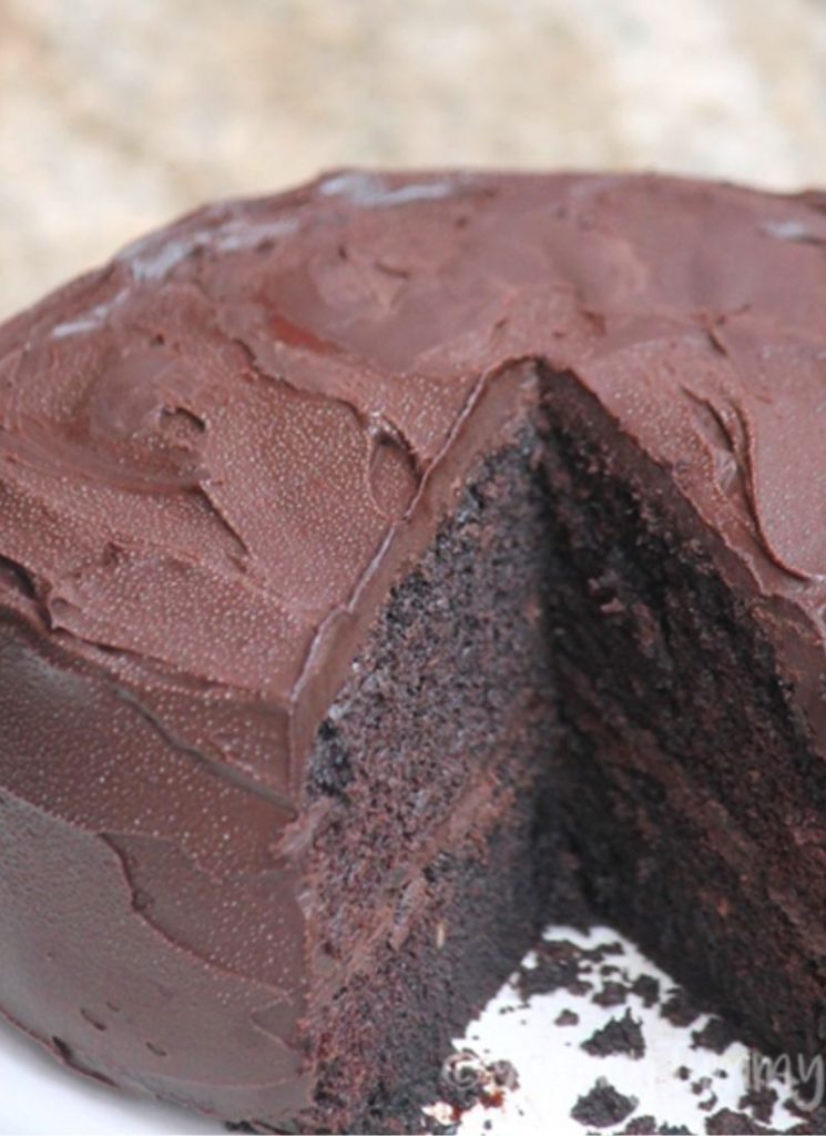 close shot of eggless chocolate cake