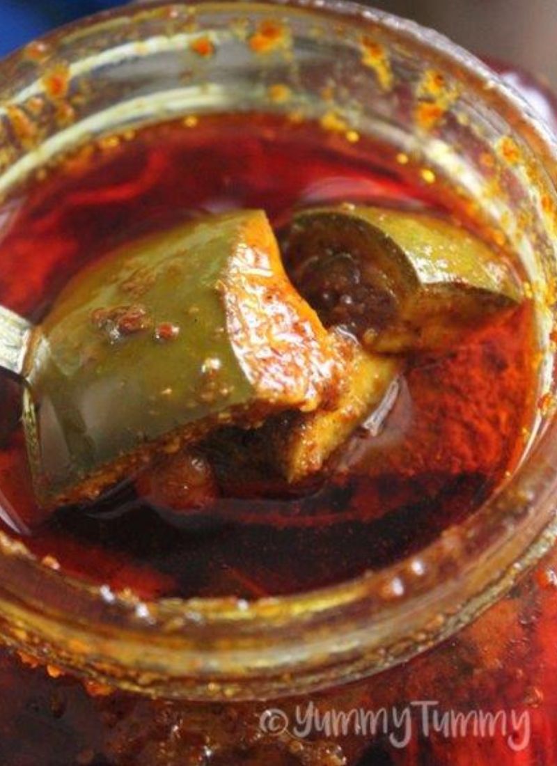 mango pickle and avakaya pickle