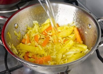 Atakilt Wat Recipe (Ethiopian Cabbage Potato Carrots)